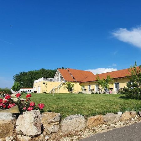 Naiada Ostrov Exterior foto