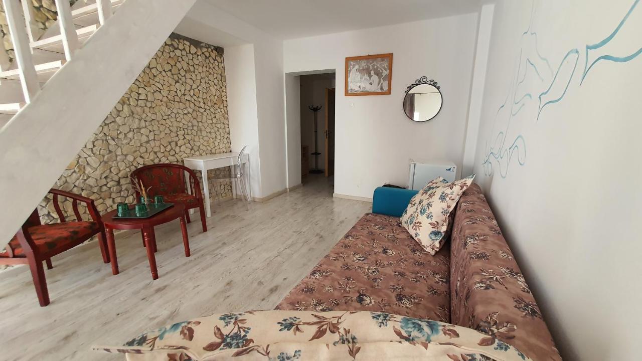 Naiada Ostrov Exterior foto