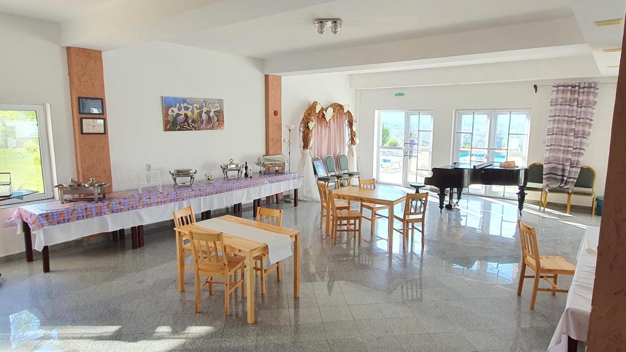Naiada Ostrov Exterior foto